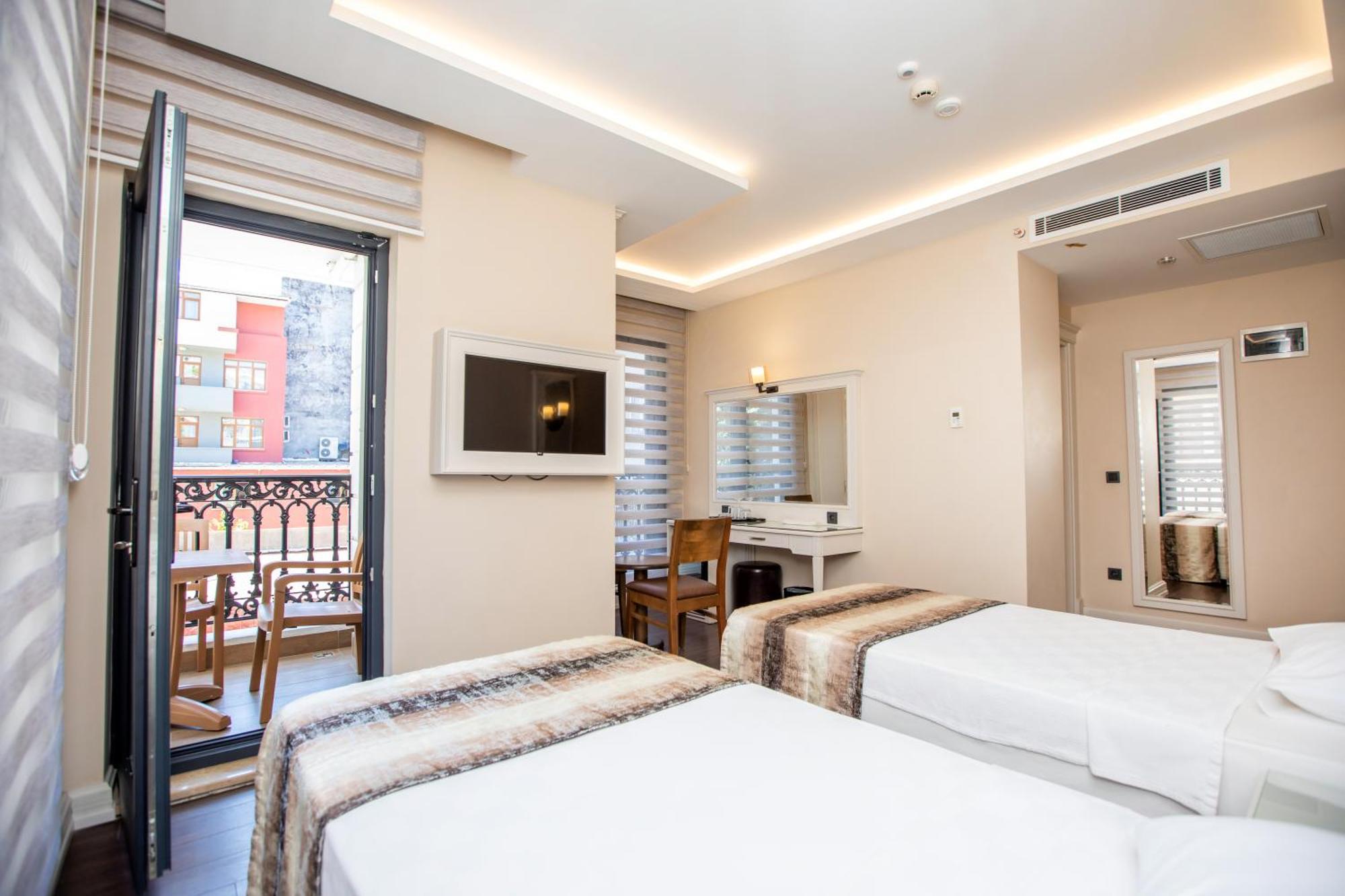 Opatija Hotel Provincia di Provincia di Istanbul Esterno foto