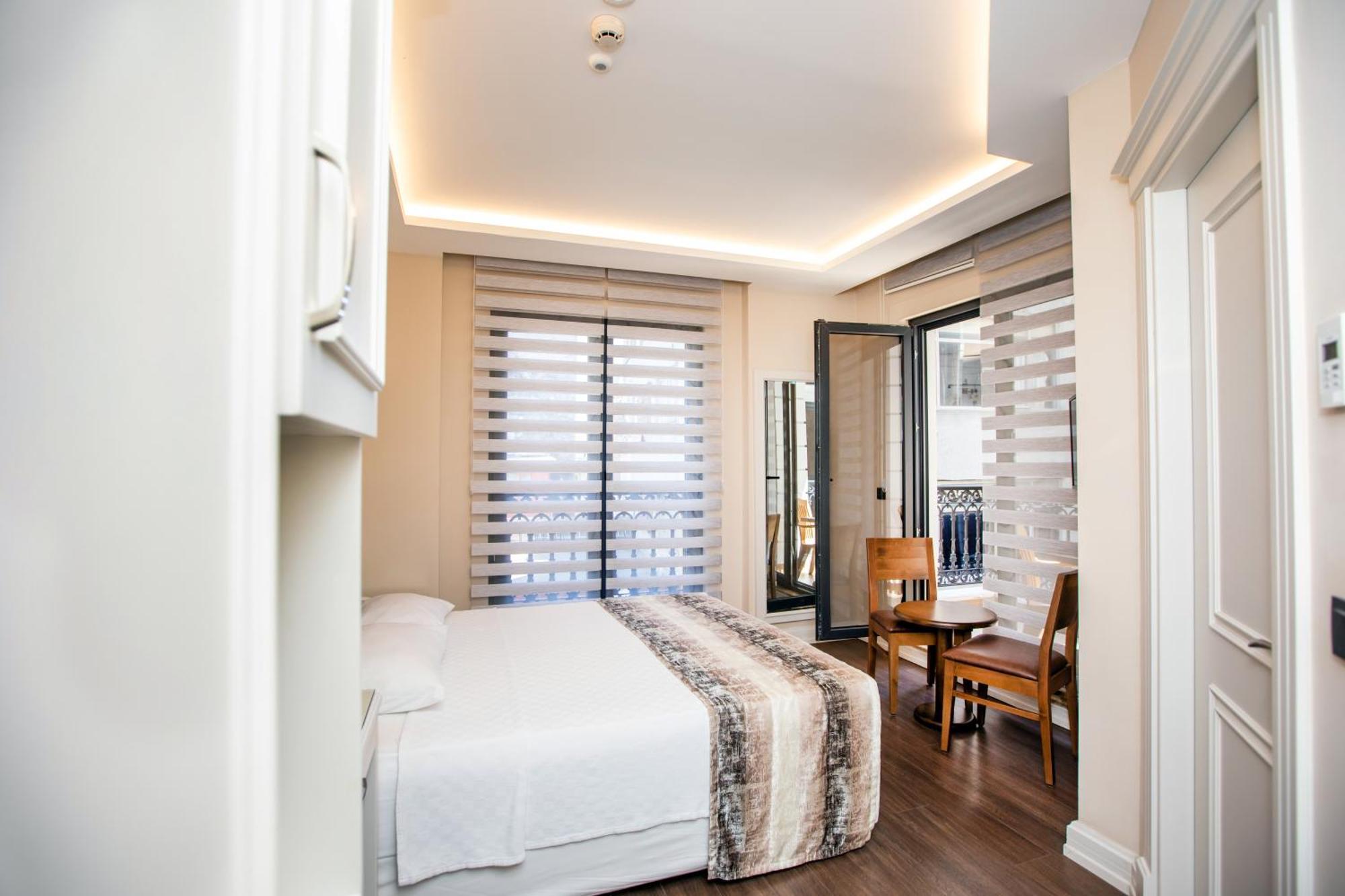 Opatija Hotel Provincia di Provincia di Istanbul Esterno foto