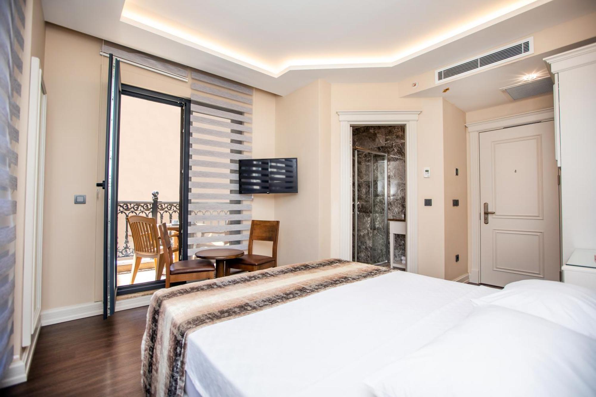Opatija Hotel Provincia di Provincia di Istanbul Esterno foto