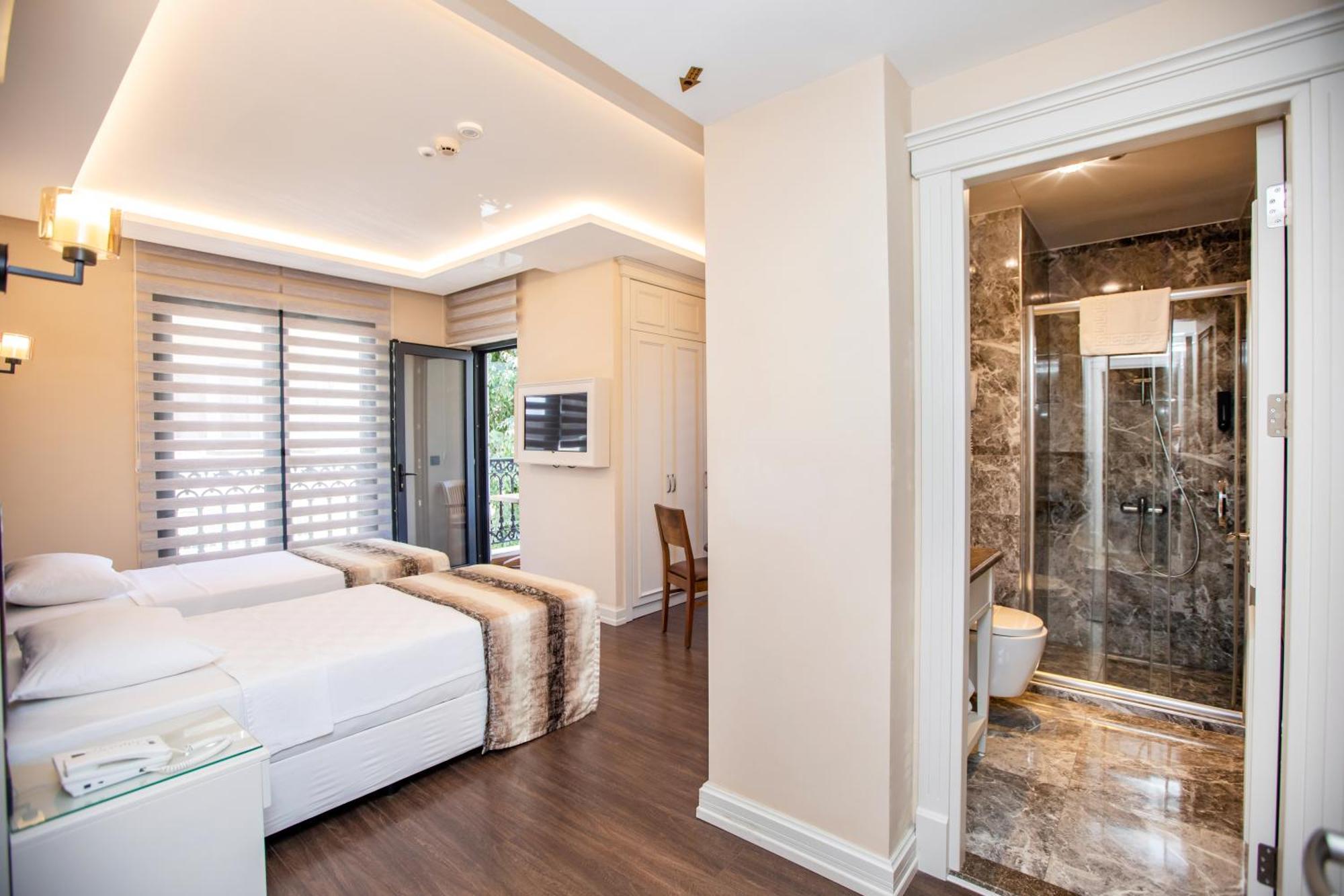 Opatija Hotel Provincia di Provincia di Istanbul Esterno foto